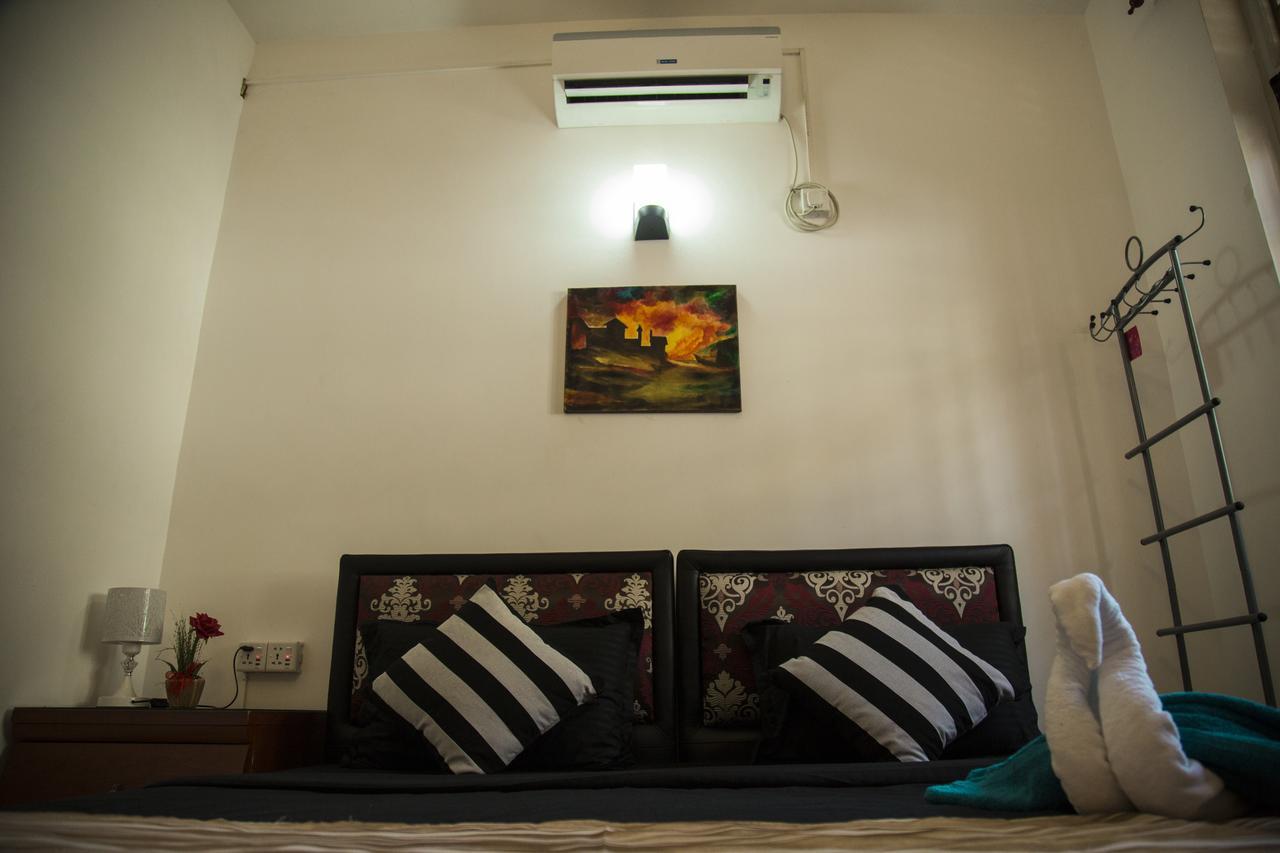 Yoyo Airport Hostel Negombo Exteriör bild